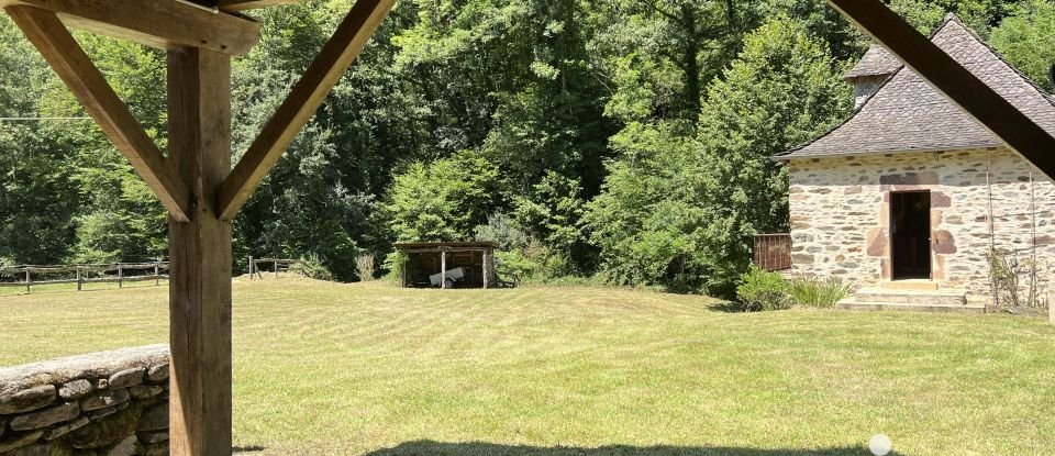 Maison de campagne 5 pièces de 100 m² à Saint Geniez d'Olt et d'Aubrac (12130)