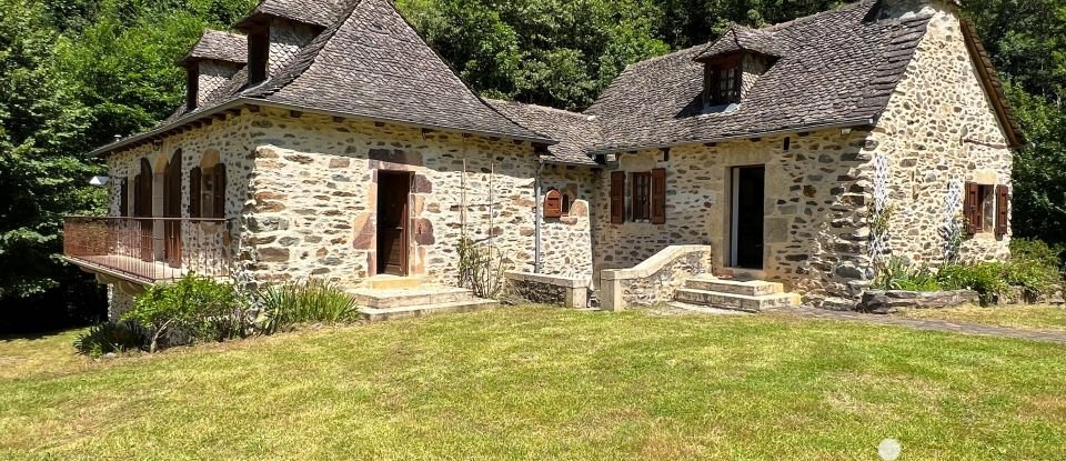 Maison de campagne 5 pièces de 100 m² à Saint Geniez d'Olt et d'Aubrac (12130)