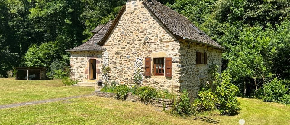 Maison de campagne 5 pièces de 100 m² à Saint Geniez d'Olt et d'Aubrac (12130)