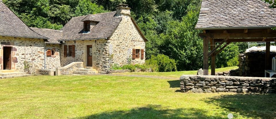 Maison de campagne 5 pièces de 100 m² à Saint Geniez d'Olt et d'Aubrac (12130)