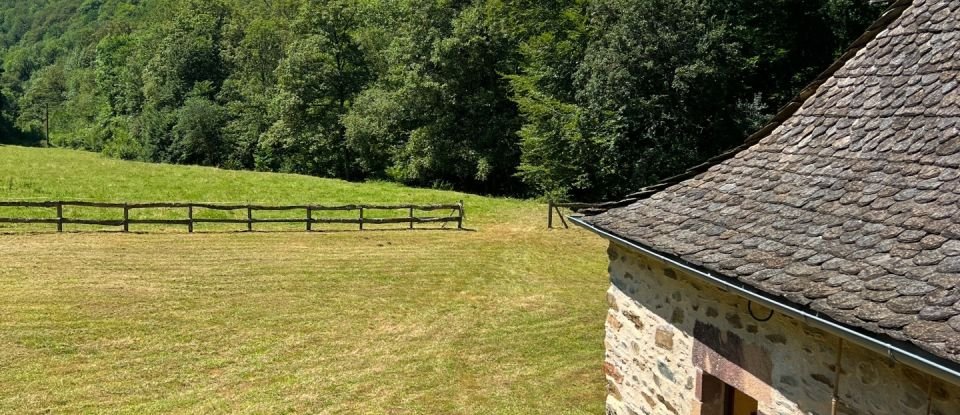 Maison de campagne 5 pièces de 100 m² à Saint Geniez d'Olt et d'Aubrac (12130)