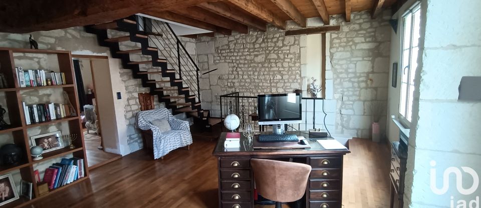 Maison 9 pièces de 200 m² à Loudun (86200)