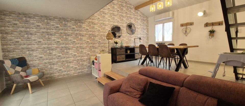 House 5 rooms of 99 m² in Sault (84390)