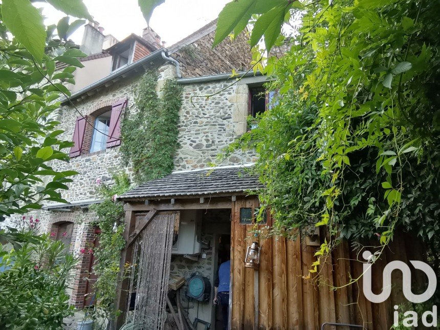 Maison 3 pièces de 68 m² à Gargilesse-Dampierre (36190)