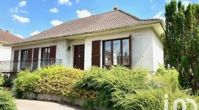 Traditional house 6 rooms of 122 m² in Moulins-lès-Metz (57160)