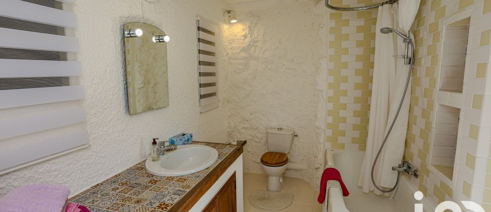 Village house 3 rooms of 148 m² in Paraza (11200)