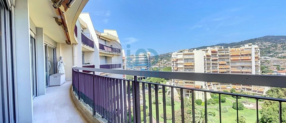 Apartment 4 rooms of 110 m² in Mandelieu-la-Napoule (06210)