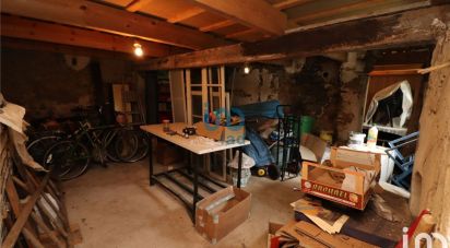 Barn conversion 1 room of 74 m² in Saints (77120)