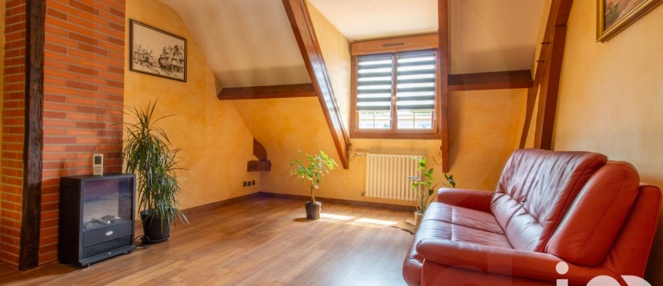 Maison traditionnelle 7 pièces de 165 m² à Fleury-les-Aubrais (45400)