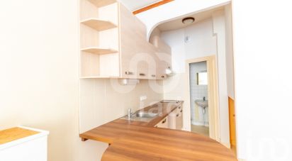 Apartment 1 room of 27 m² in Lorris (45260)