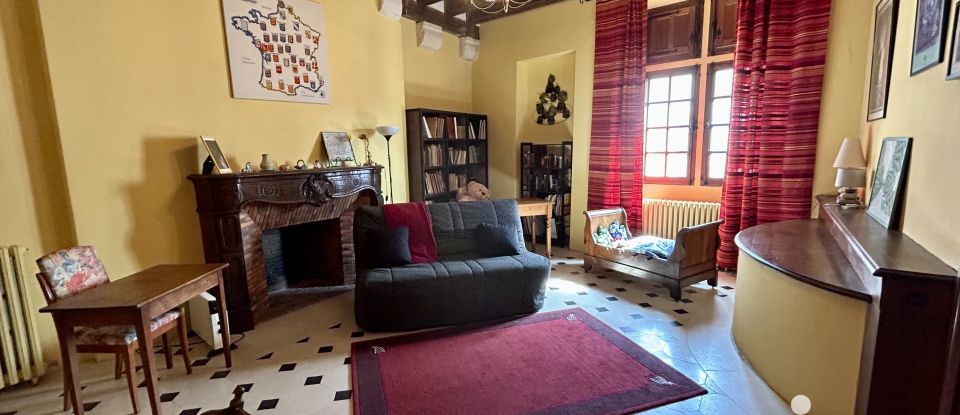 House 5 rooms of 230 m² in Argenton-sur-Creuse (36200)