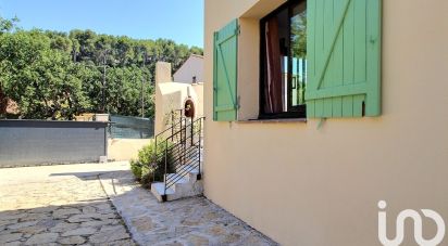 Town house 6 rooms of 128 m² in Évenos (83330)