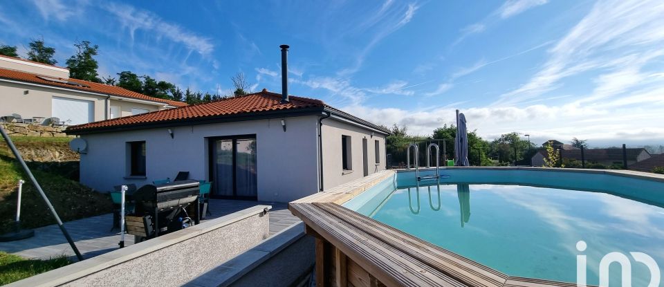 Maison 5 pièces de 115 m² à Saint-Myon (63460)