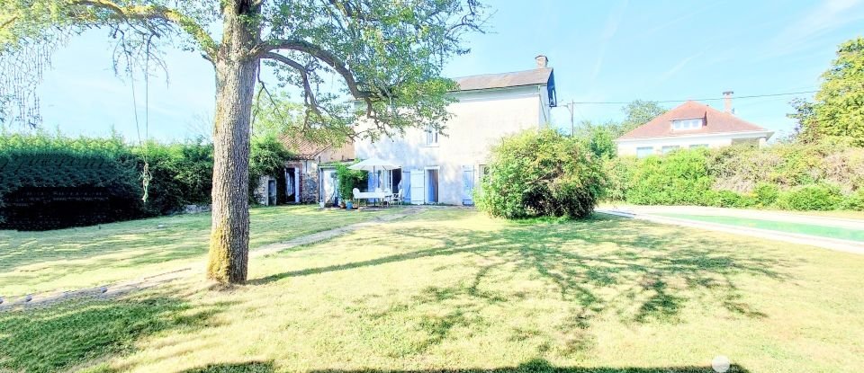 Maison traditionnelle 3 pièces de 72 m² à Lathus-Saint-Rémy (86390)