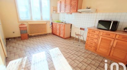 Town house 4 rooms of 95 m² in Bellac (87300)