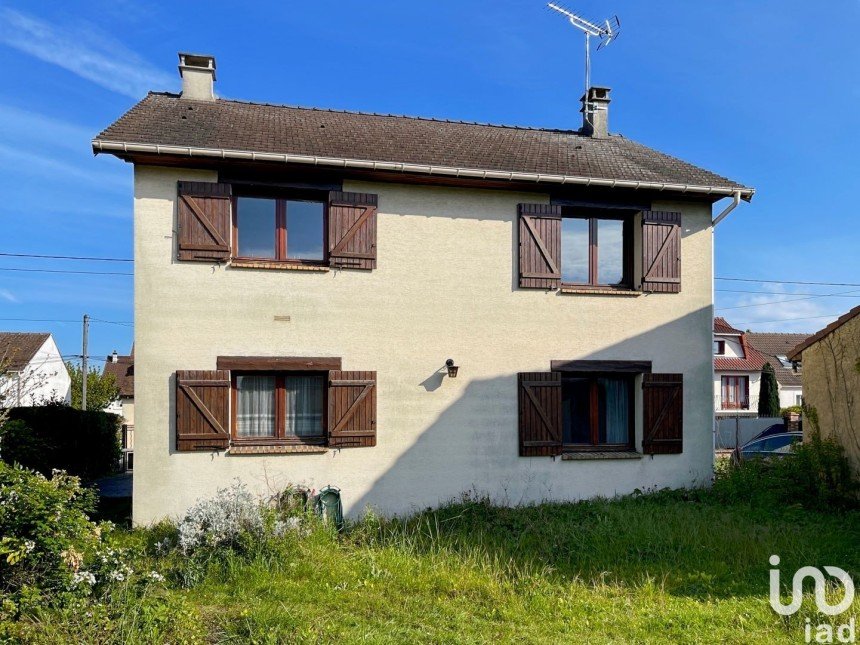 House 5 rooms of 110 m² in Tremblay-en-France (93290)