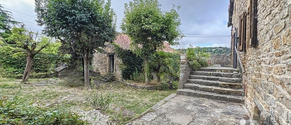 Country house 10 rooms of 260 m² in Sévérac d'Aveyron (12150)