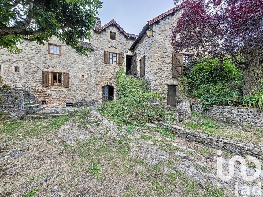 Maison de campagne 10 pièces de 260 m² à Sévérac d'Aveyron (12150)