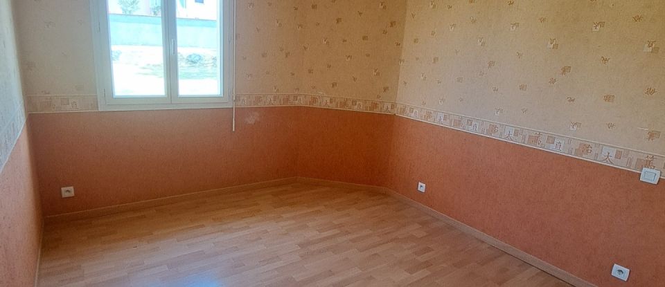 Maison 4 pièces de 92 m² à Dours (65350)