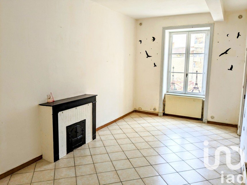 House 4 rooms of 113 m² in Saint-Just-la-Pendue (42540)