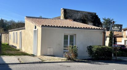 Maison 4 pièces de 75 m² à Villeneuve (33710)