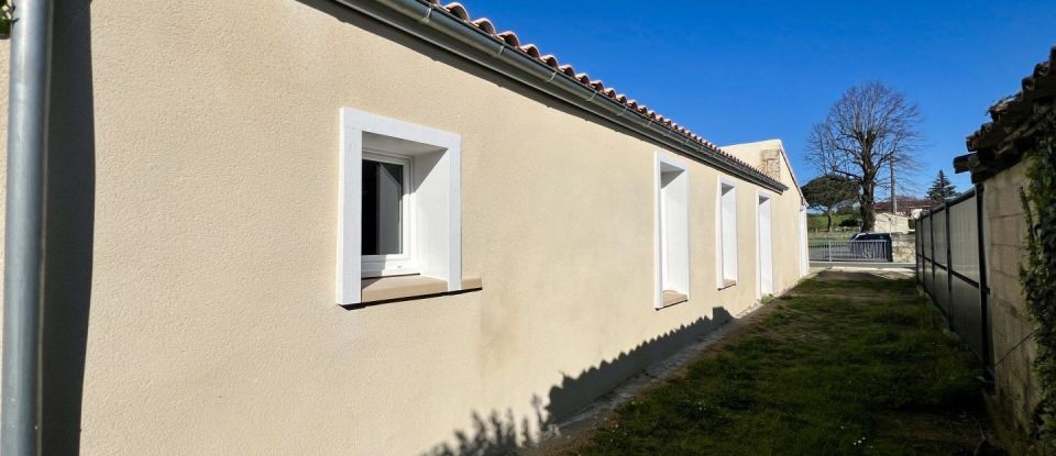 Maison 4 pièces de 75 m² à Villeneuve (33710)