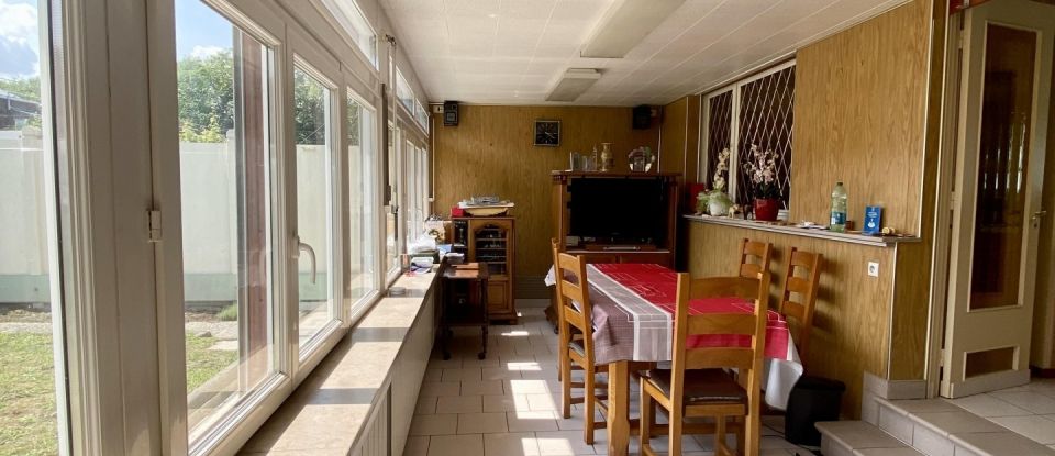 Maison 5 pièces de 109 m² à Lambres-lez-Douai (59552)