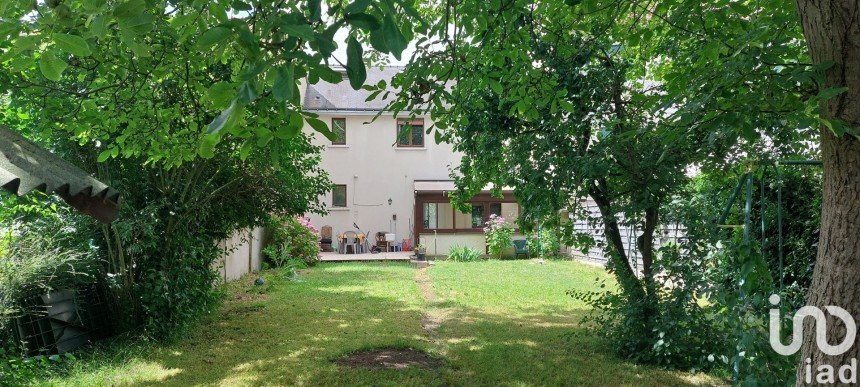 Maison 6 pièces de 137 m² à Wissous (91320)