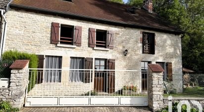Country house 6 rooms of 150 m² in Martrois (21320)