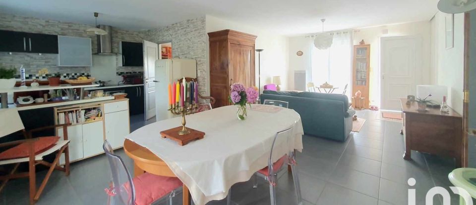 Pavilion 4 rooms of 71 m² in Bosmie-l'Aiguille (87110)