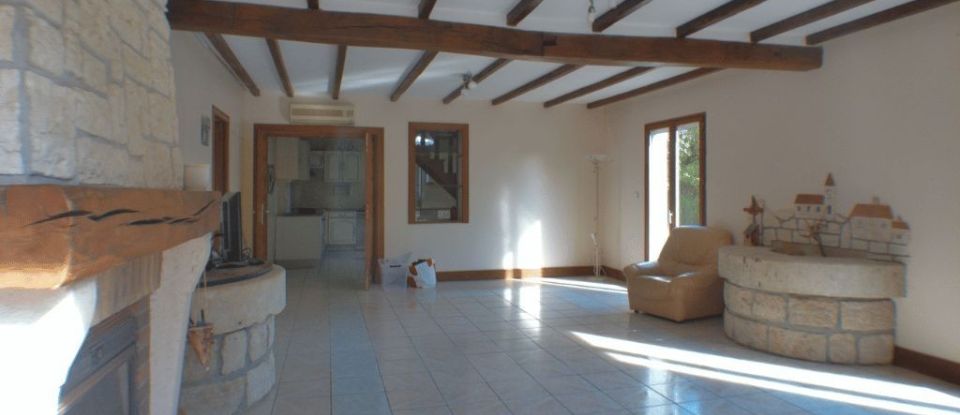 Maison 5 pièces de 133 m² à Maisey-le-Duc (21400)