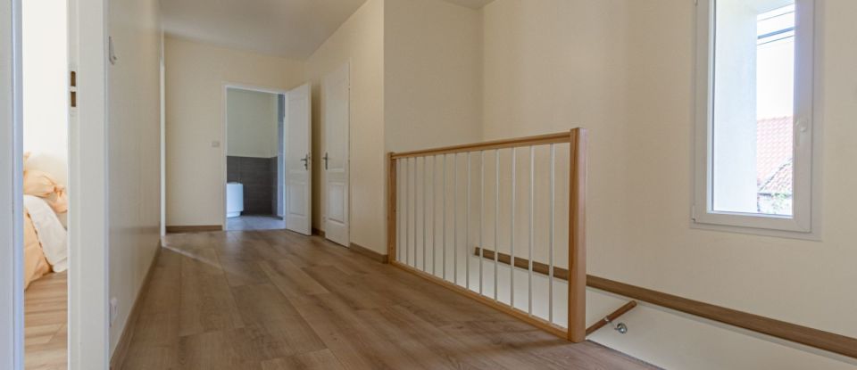 House 5 rooms of 130 m² in Jumeauville (78580)