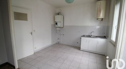 Apartment 3 rooms of 60 m² in Hennebont (56700)