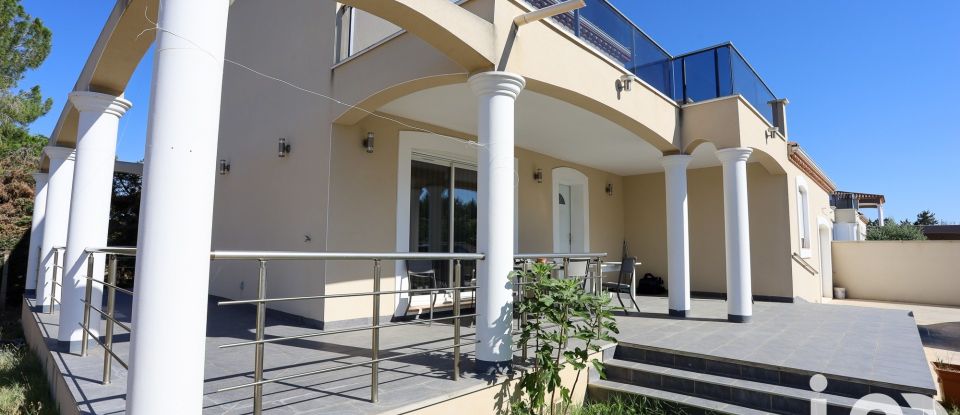 Maison 6 pièces de 145 m² à Saint-Marcel-sur-Aude (11120)