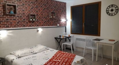 Studio 1 room of 20 m² in Sainte-Savine (10300)