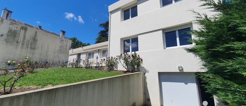 Maison 8 pièces de 190 m² à Le Champ-Saint-Père (85540)