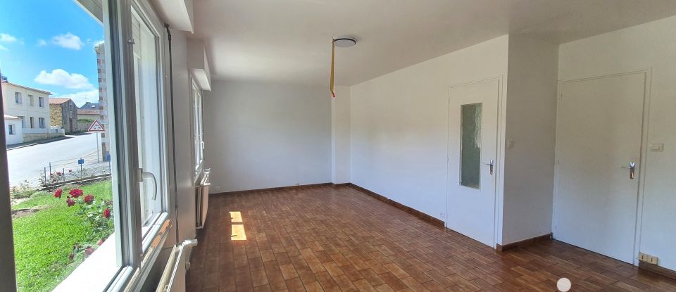 Maison 8 pièces de 190 m² à Le Champ-Saint-Père (85540)