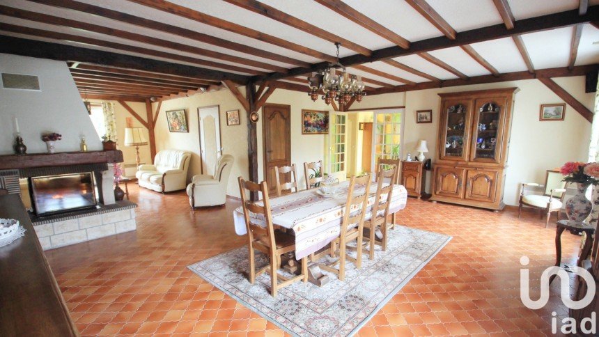 House 5 rooms of 132 m² in Chigny-les-Roses (51500)