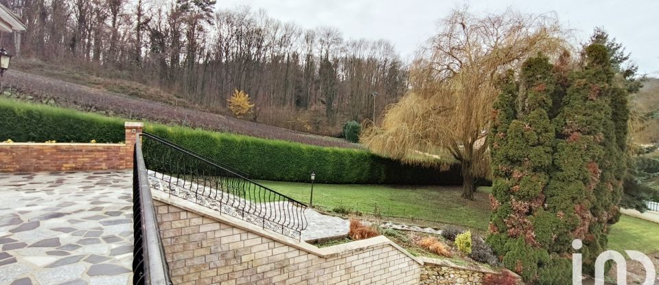 House 5 rooms of 132 m² in Chigny-les-Roses (51500)