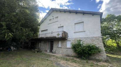 Maison 8 pièces de 130 m² à Bourgs sur Colagne (48100)