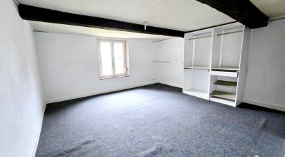 Maison 4 pièces de 120 m² à Douzy (08140)