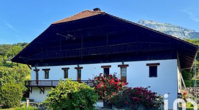 Ferme 10 pièces de 223 m² à Passy (74190)