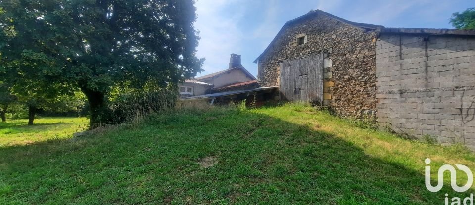 Ferme 6 pièces de 110 m² à Galgan (12220)