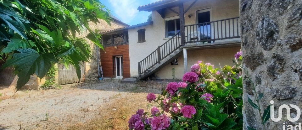 Ferme 6 pièces de 110 m² à Galgan (12220)