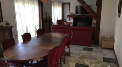 House 7 rooms of 180 m² in Saint-Just-en-Chaussée (60130)