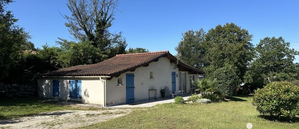 Maison 2 pièces de 55 m² à Autoire (46400)