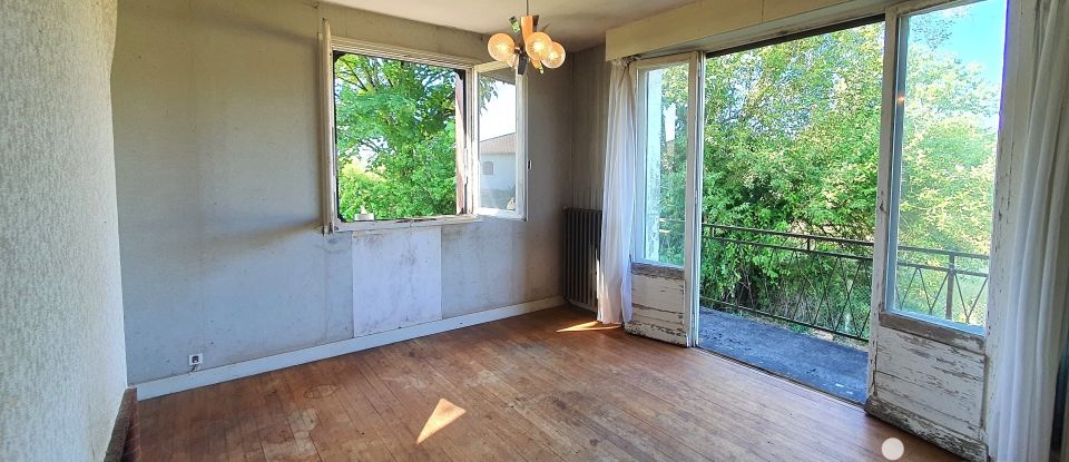 Maison 5 pièces de 80 m² à Chasseneuil-sur-Bonnieure (16260)