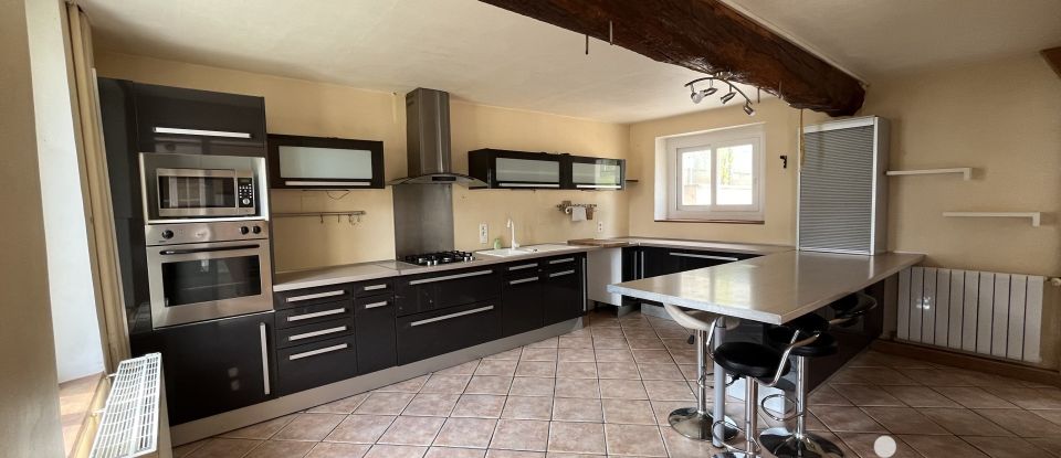 Maison 5 pièces de 144 m² à Pailly (89140)