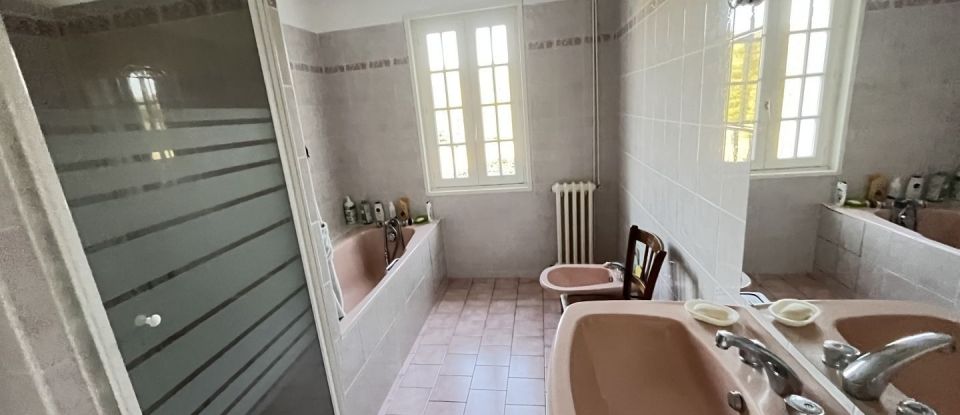 Maison 7 pièces de 186 m² à Perrigny-sur-Loire (71160)