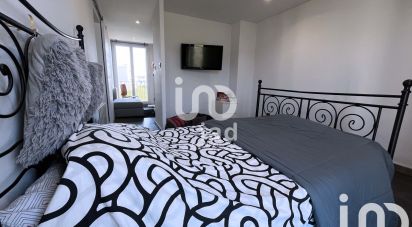 Appartement 3 pièces de 49 m² à Marseille (13010)